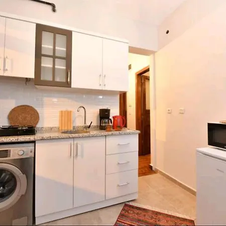 Hayyam House / Heart Of Taksim Estambul